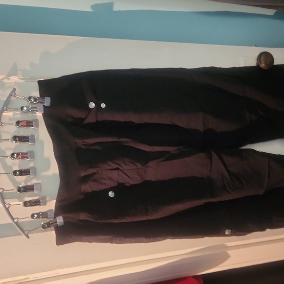 Cargo Capris - Light Weight - Picture 8 of 9